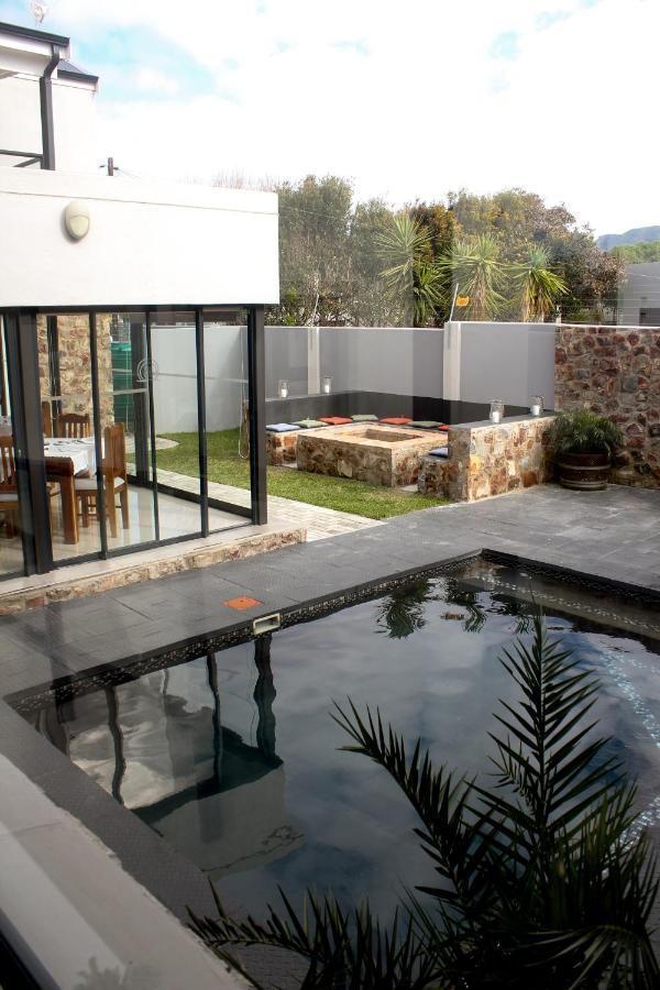 Hotel Elizabeth House Hermanus Esterno foto