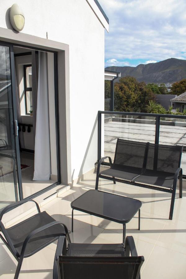 Hotel Elizabeth House Hermanus Esterno foto